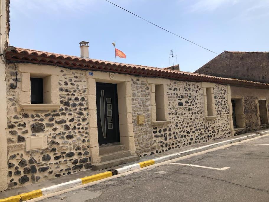 Maison De Village Avec Patio Bessan Экстерьер фото