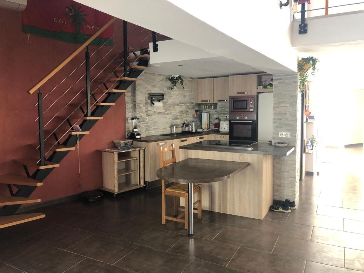 Maison De Village Avec Patio Bessan Экстерьер фото